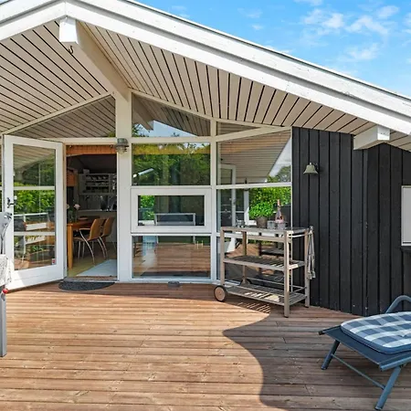 Binta - 225m From The Sea By Interhome *