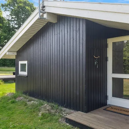 Vakantiehuis Binta - 225m From The Sea By Interhome Tranekær