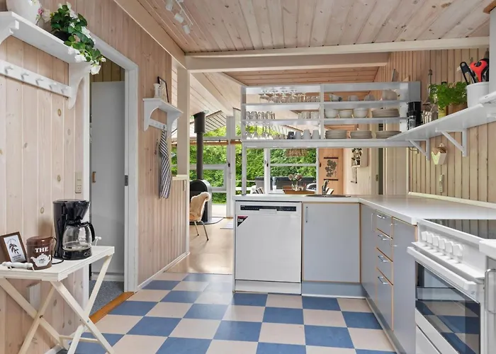 Vakantiehuis Binta - 225m From The Sea By Interhome Tranekær